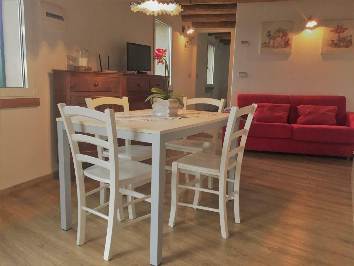 La Casa Nel Bosco Appartement Malcesine Buitenkant foto