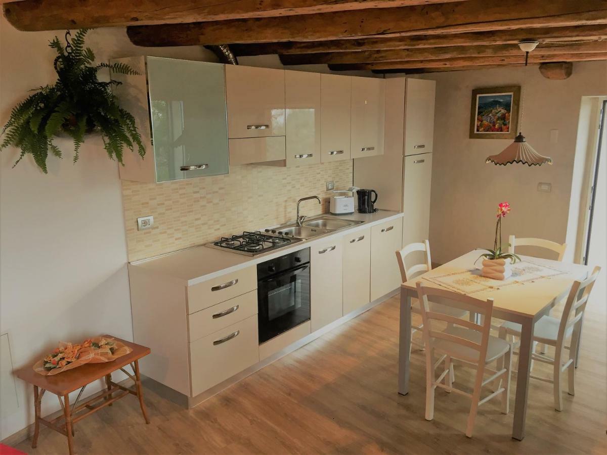 La Casa Nel Bosco Appartement Malcesine Buitenkant foto
