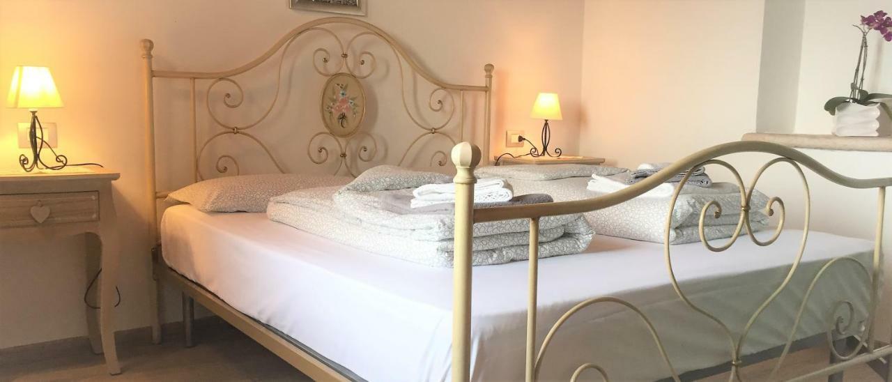 La Casa Nel Bosco Appartement Malcesine Buitenkant foto