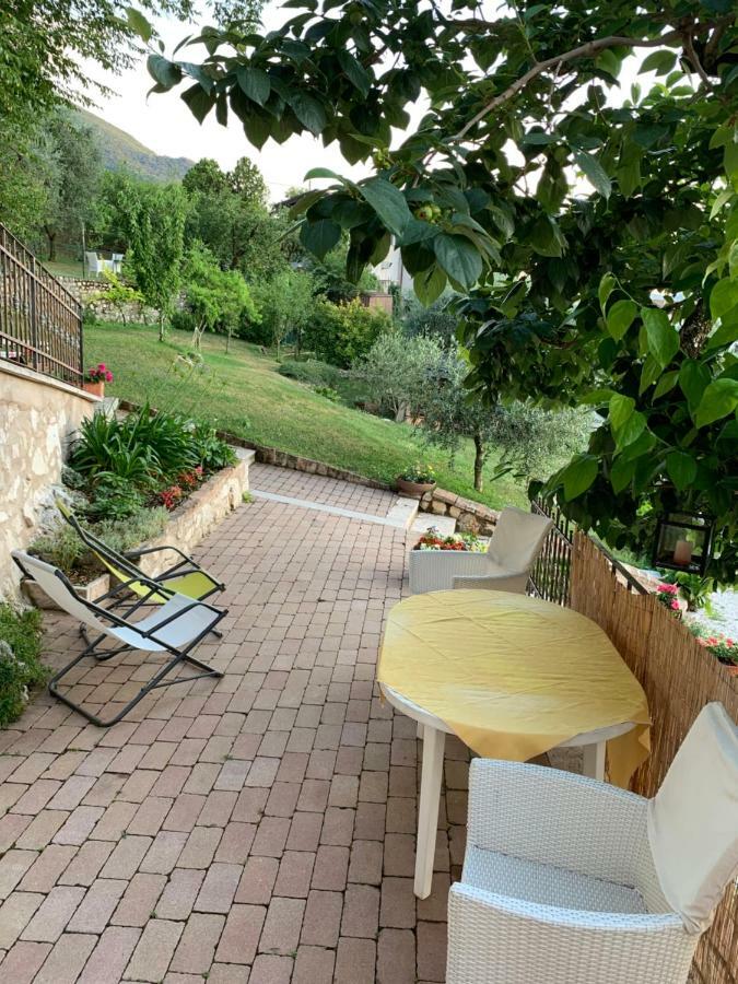 La Casa Nel Bosco Appartement Malcesine Buitenkant foto
